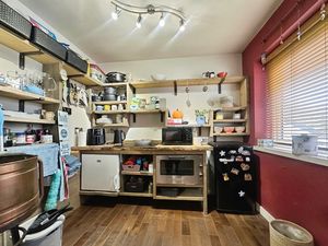 Photo 11- click for photo gallery